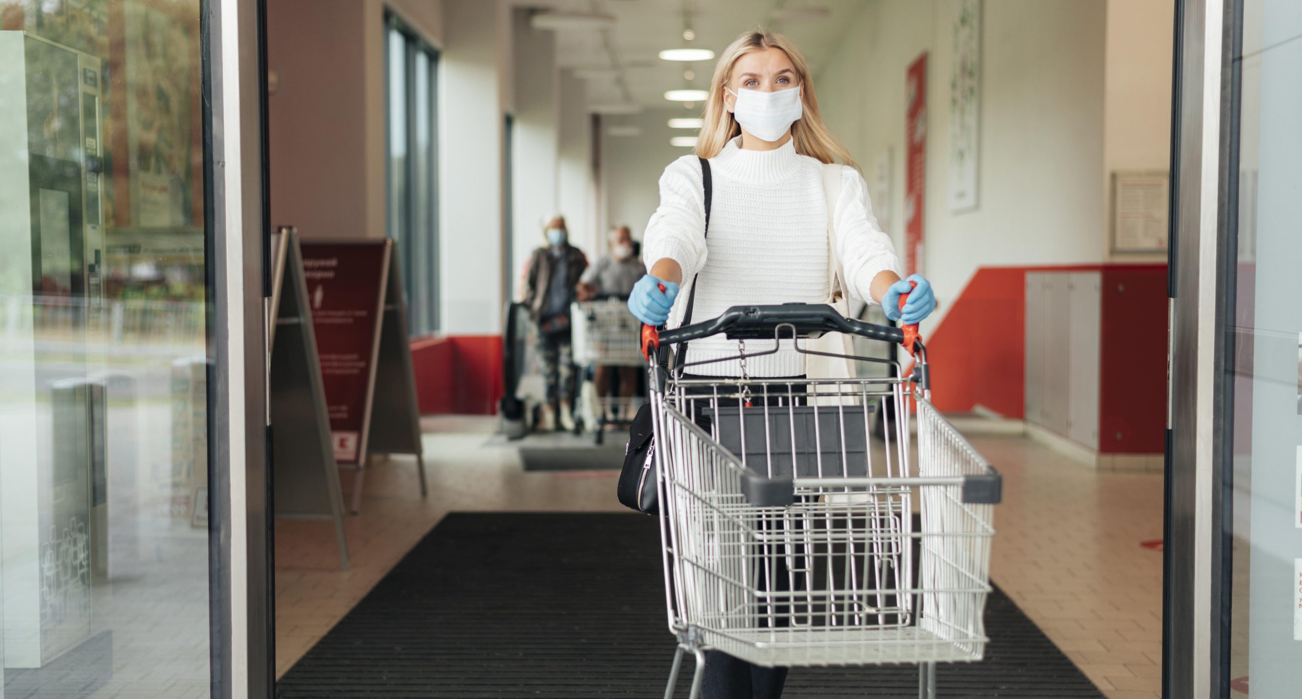 Shopping mall cleaning services