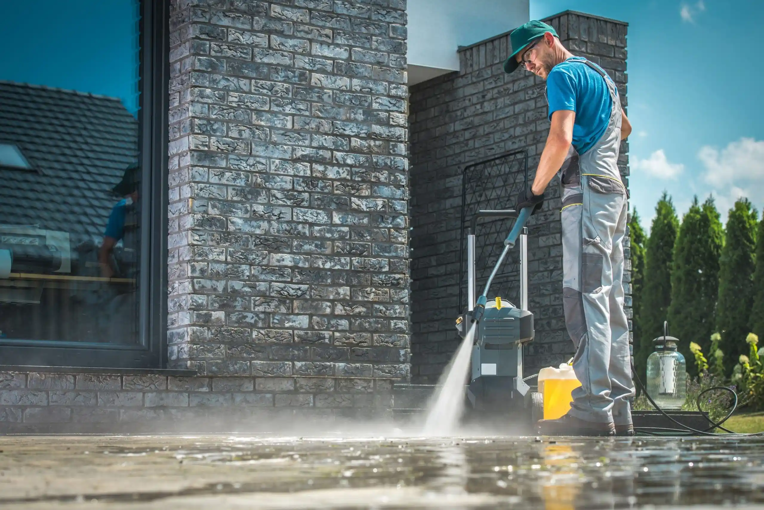 Commercial Exterior Cleaning